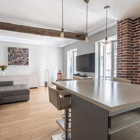 In - Cosy Place In The Hear Of Guest house Paris