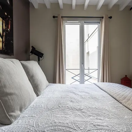 In - Cosy Place In The Hear Of Guest house Paris