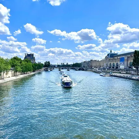 In - Cosy Place In The Hear Of Paris